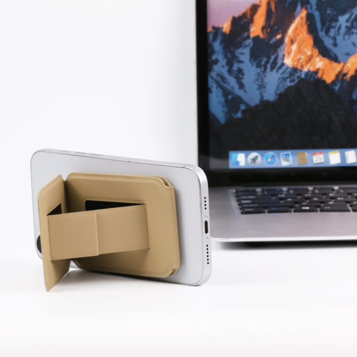 Multifunctional Magnetic Card Holder